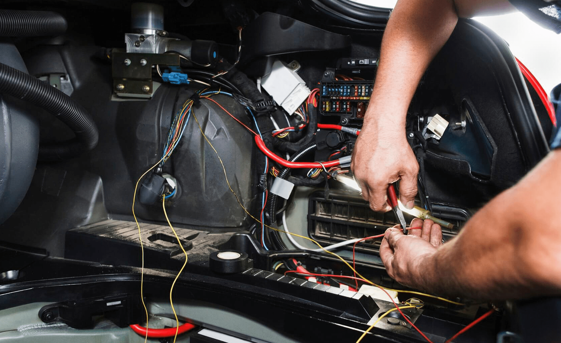 Car Electrical & Electronic Repair Services